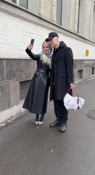 Шаман и Мизулина в храме: пасхальные традиции и фото с поклонниками