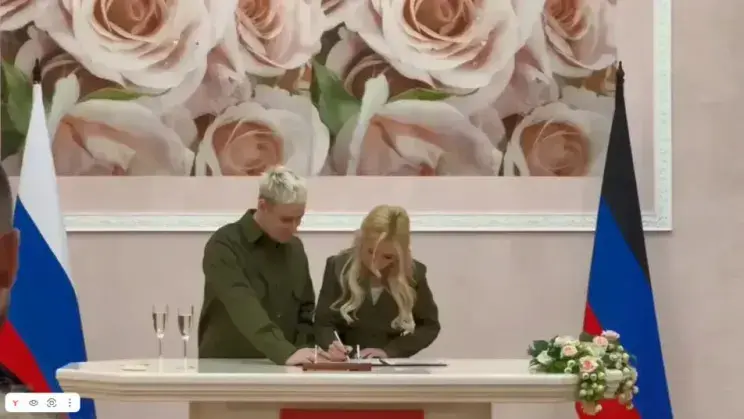 Шаман и Мизулина в храме: пасхальные традиции и фото с поклонниками