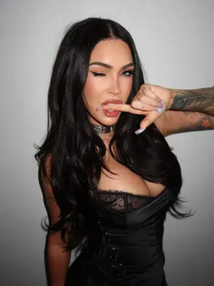 Последняя капля: Меган Фокс окончательно порвала с Machine Gun Kelly из-за фото дочери