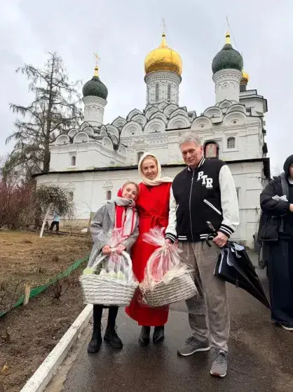 Пасхальные традиции российских знаменитостей в фотографиях