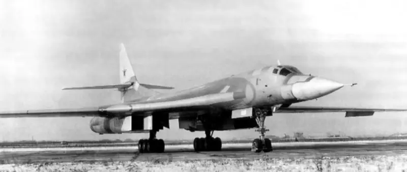 Ту-160 «Белый лебедь»: как СССР создал лучший стратегический бомбардировщик в мире Ту-160 в полете