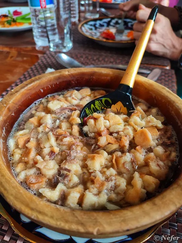 Гастрономическое путешествие по Туркменистану: от хлебного горшочка до кисломолочного чала