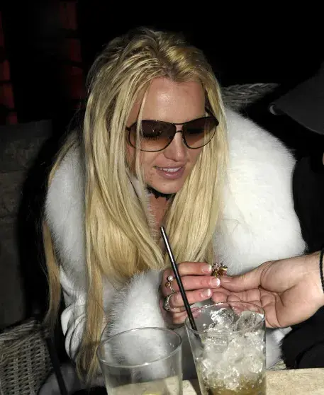 Бритни Спирс начала лечение в реабилитационном центре после скандального ареста