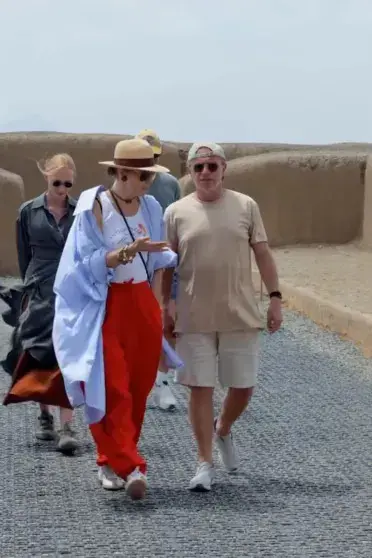 Звёздный круиз: как Собчак, Богомолов и Самойлова отдыхают в Латинской Америке