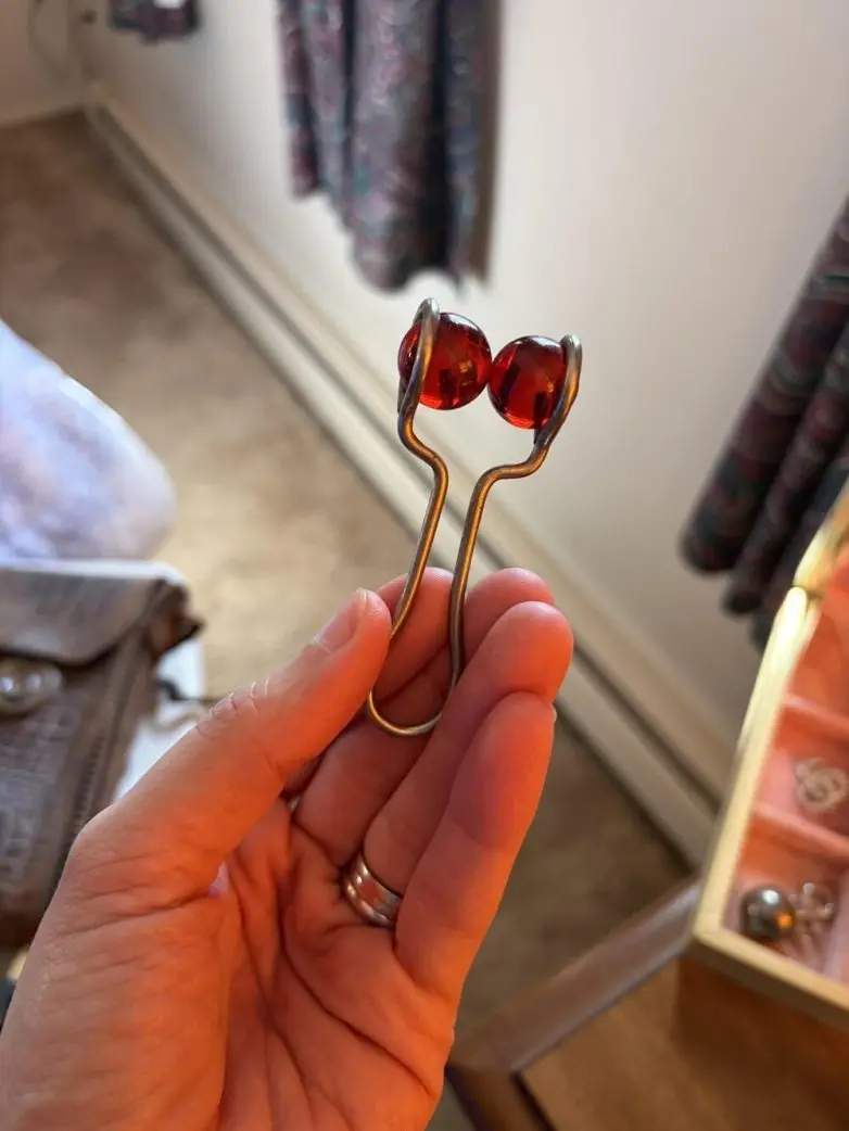 Загадочные вещи из прошлого: что на самом деле скрывается в бабушкином сундуке