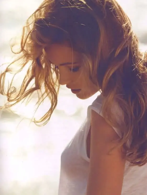 Соблазнительные красотки: подборка привлекательных девушек