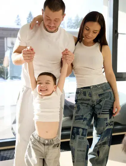 Семейное счастье Серябкиной: редкие кадры с мужем и сыном