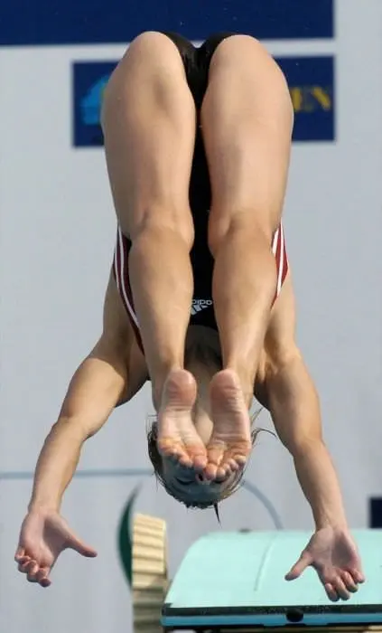 Спортивные девушки в отличной форме