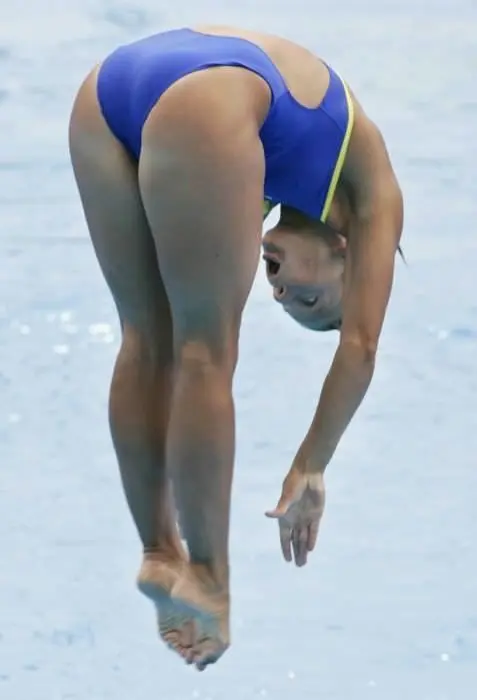 Спортивные девушки в отличной форме