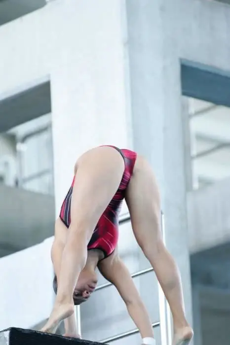 Спортивные девушки в отличной форме