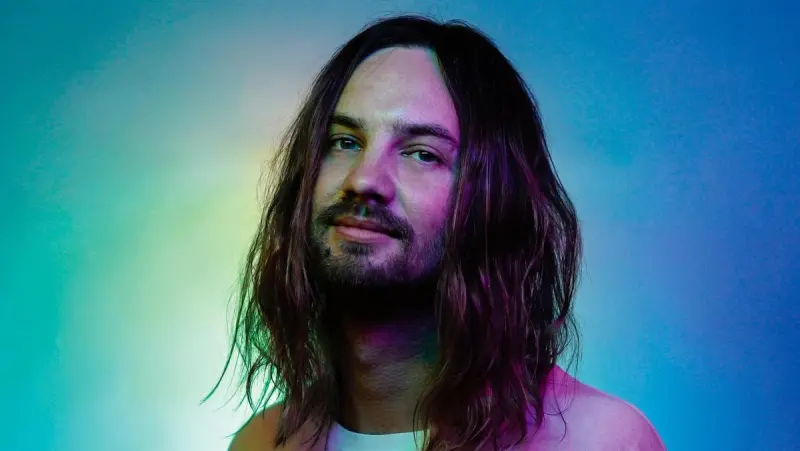 За кулисами хита: Как Кевин Паркер из Tame Impala создал «Let It Happen»