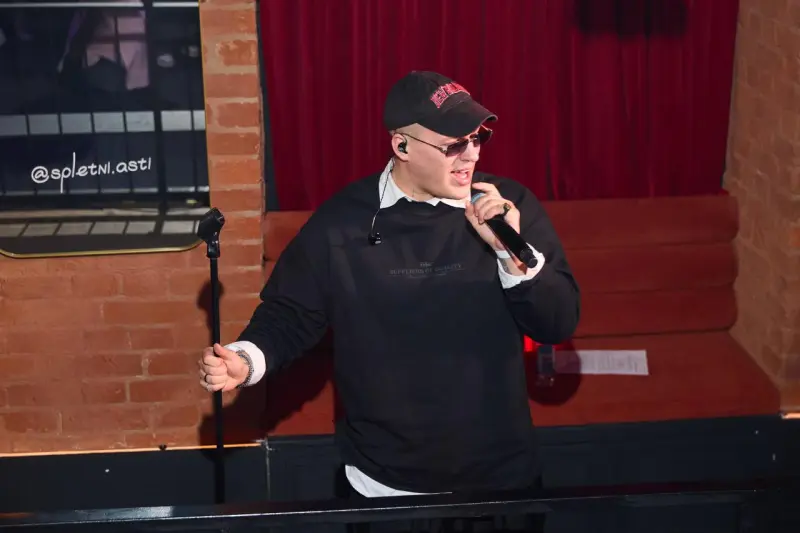 Розовый вечер успеха: как прошла церемония премии «Будь theGirl!»