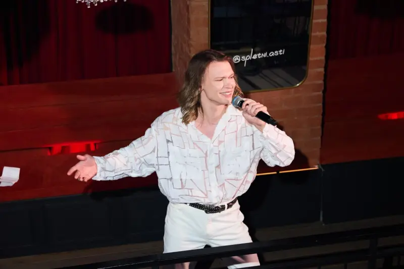 Розовый вечер успеха: как прошла церемония премии «Будь theGirl!»