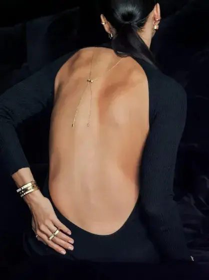 Ирина Шейк в золоте: супермодель стала лицом новой ювелирной коллекции