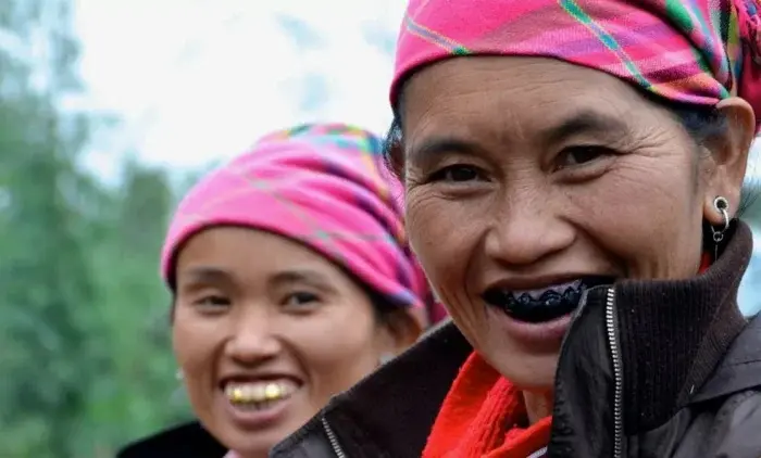 Черные зубы навсегда: зачем подростки из народа Буланга проходили жестокий обряд