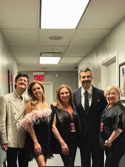 Ургант покоряет Америку: аншлаги на гастролях и ностальгия по России