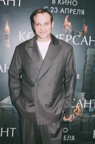 Звездный десант на премьере "Коммерсанта": Петровы, Тарасова и Базыкина