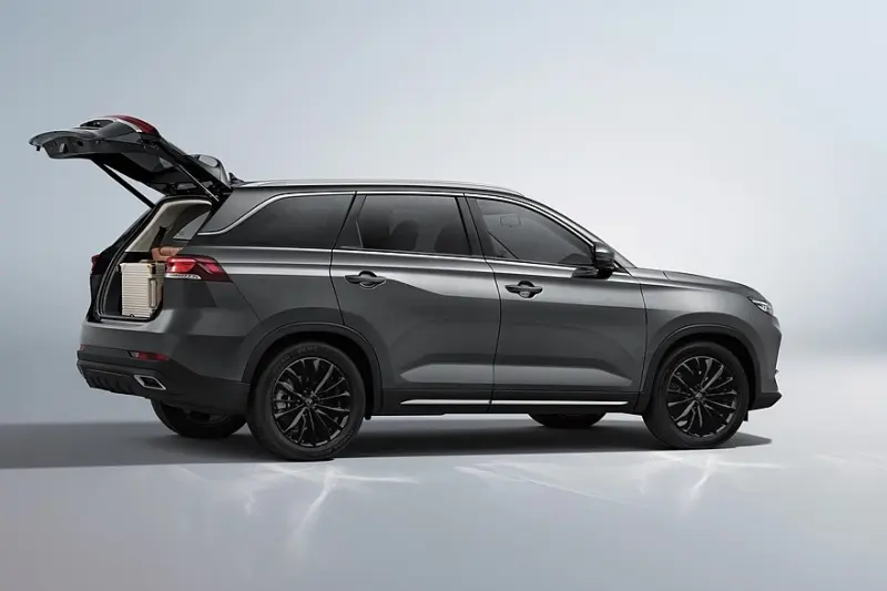 Changan CS75 Pro: цены и комплектации нового китайского кроссовера в России