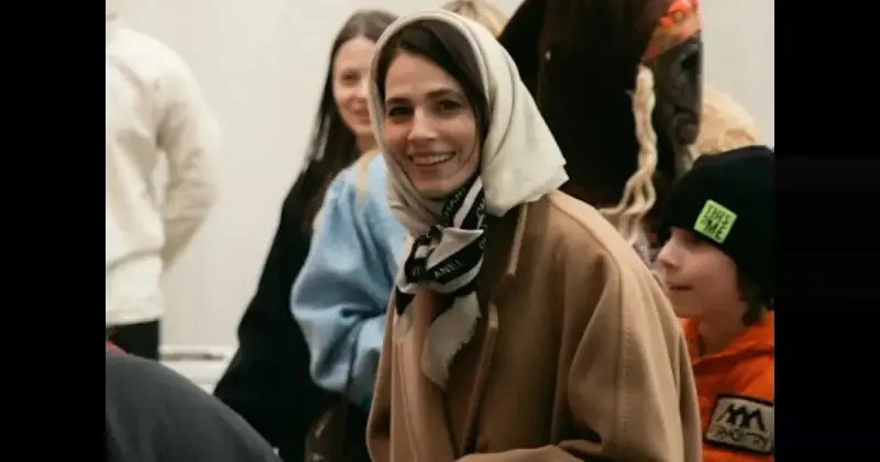 Семейный выход: Снигирь и Цыганов на пасхальном празднике