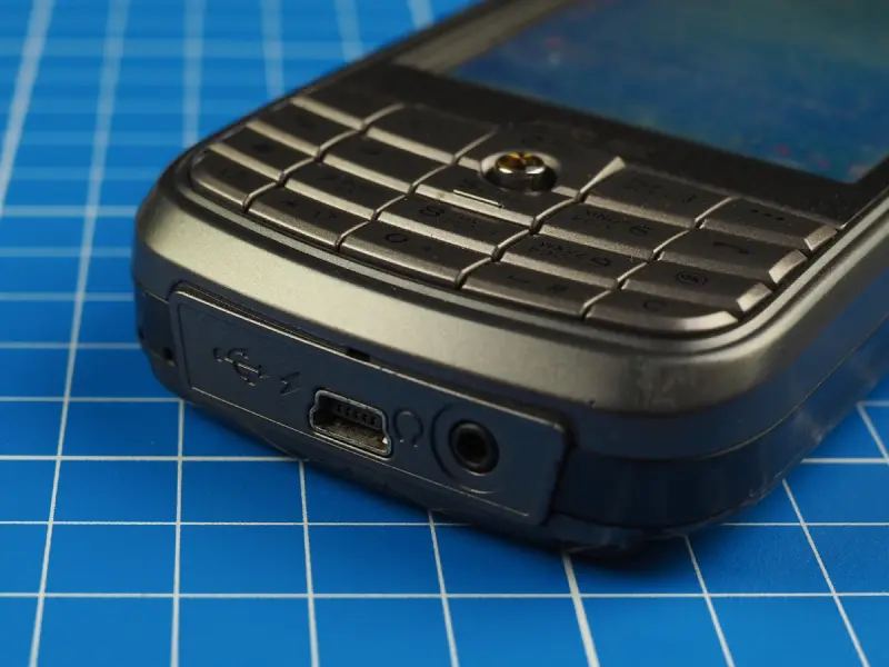 ASUS P525: обзор коммуникатора 2006 года на Windows Mobile