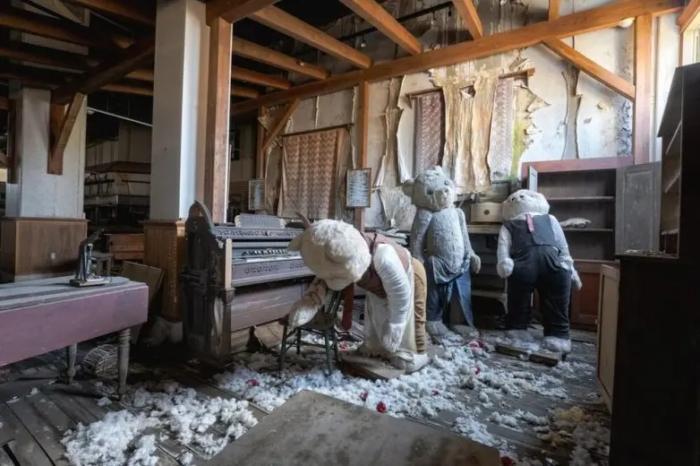 Застывшее время: магия заброшенных мест в атмосферных фотографиях