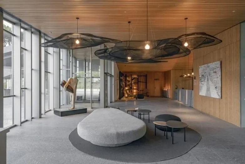 Отель, возродившийся из катастрофы: Parador на Побережье смерти