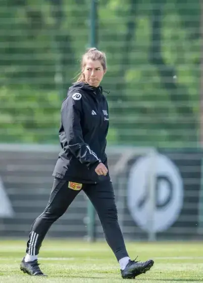 Женщина во главе мужской команды: Мари-Луиза Эта совершила историческое назначение