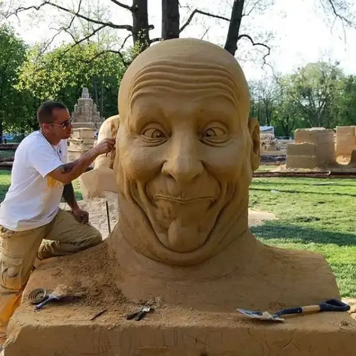 Песочные шедевры: 24 невероятные скульптуры из песка