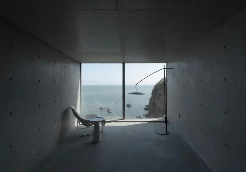 Дом-башня и кафе на скале в Китае: архитектура на краю света