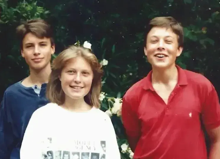 Эррол Маск в ток-шоу Малахова: «Обвинения бывшей жены — полная чепуха»