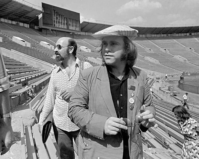 Как Элтон Джон за железный занавес прорвался: гастроли 1979 Как Элтон Джон за железный занавес прорвался: гастроли 1979