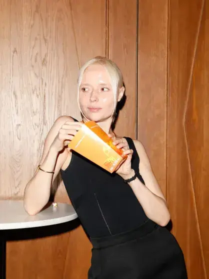 Звездный десант на благотворительном вечере Action: кожа, кружево и подтвержденные романы