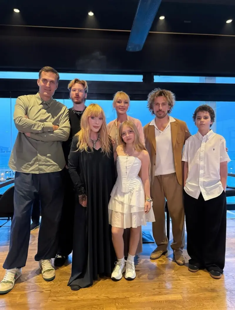 Семейный праздник: как Алла Пугачева встретила 77-й день рождения