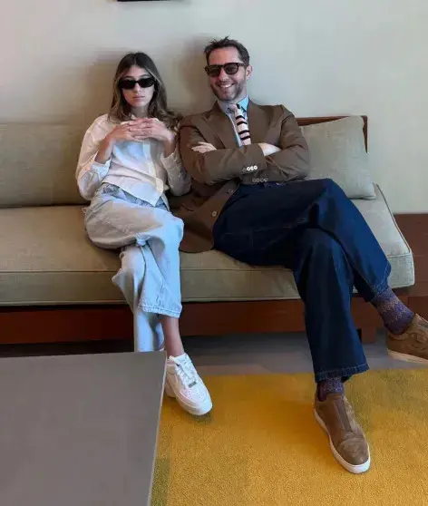 Даша Жукова в мини-платье открыла новый арт-объект с дочерью Леей