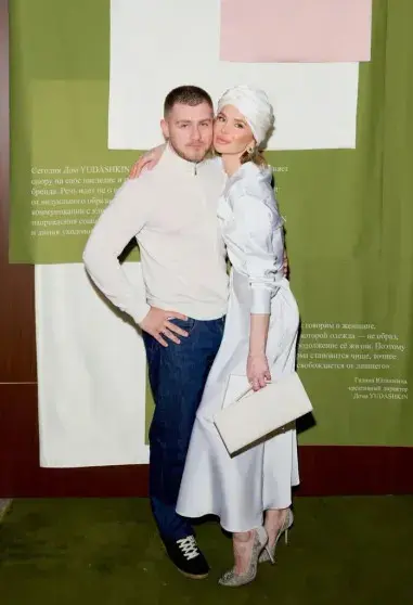 Звёздный состав на показе Valentin Yudashkin в Москве