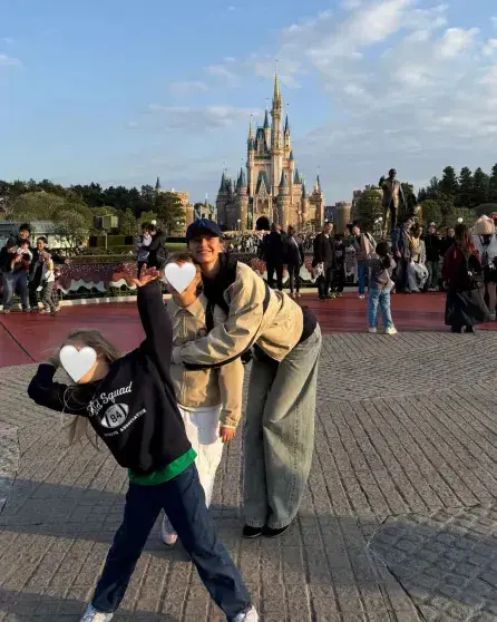 Звездный апрель: где и как отдыхают российские знаменитости