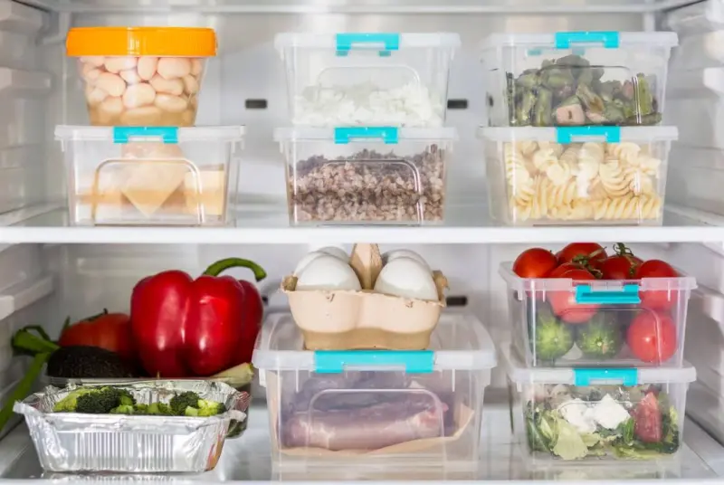 Коллега-вор обвинил меня после того, как съел мой обед с запрещенным для него ингредиентом