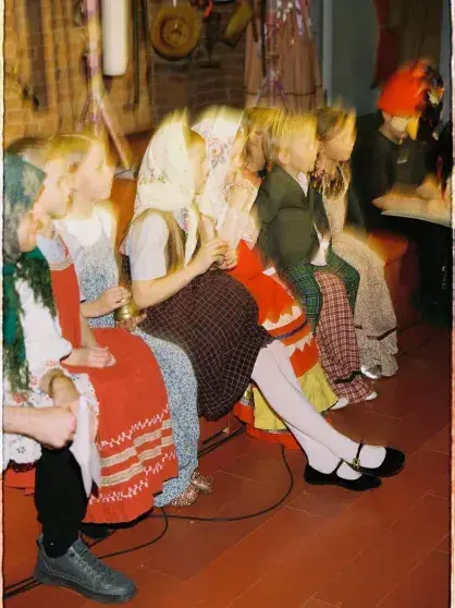 Софья Эрнст собрала друзей и детей на свой пасхальный день рождения