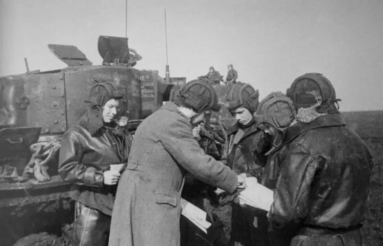 Архивные кадры: Великая Отечественная война в объективе фотокорреспондентов