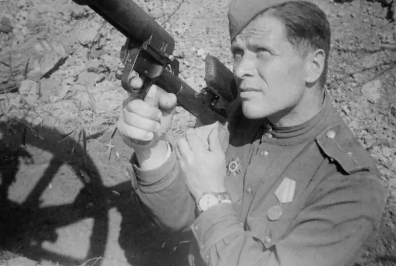 Архивные кадры: Великая Отечественная война в объективе фотокорреспондентов