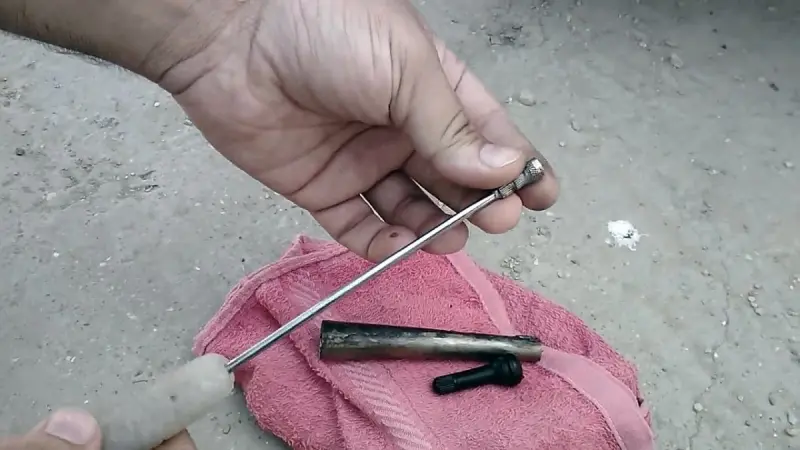 Быстрая замена вентиля на колесе без снятия шины