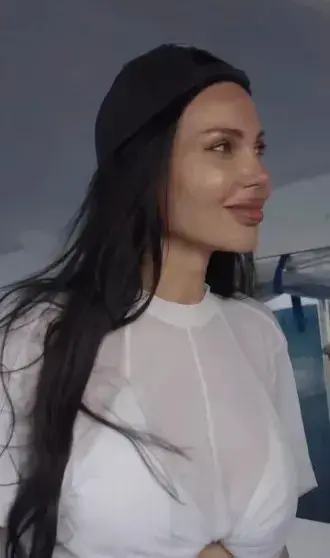 Звёзды в бизнес-круизе: Собчак, Самойлова и Расковалова покоряют Эквадор