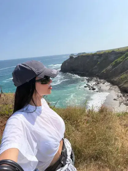 Звёзды в бизнес-круизе: Собчак, Самойлова и Расковалова покоряют Эквадор