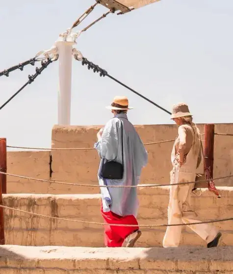 Звёзды в бизнес-круизе: Собчак, Самойлова и Расковалова покоряют Эквадор