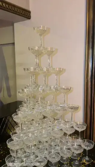 Нулевые вернулись: как прошла громкая вечеринка в Soho Rooms