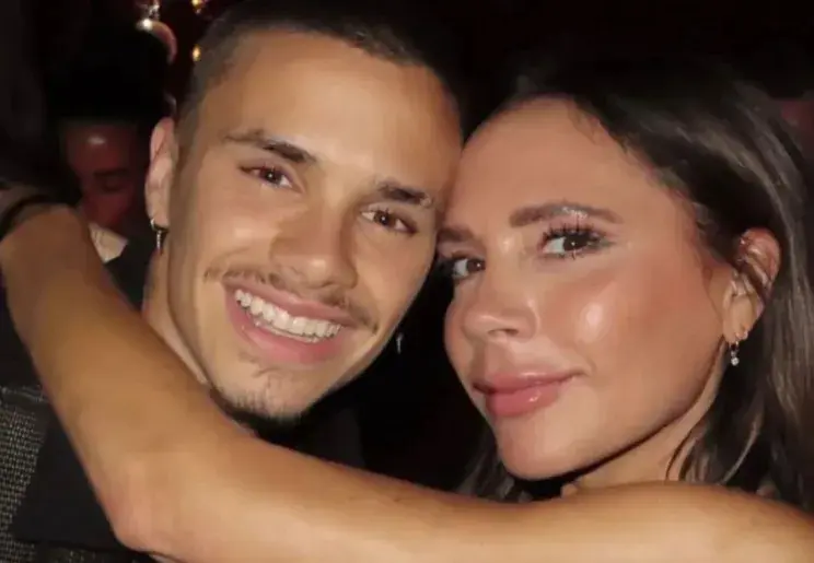 Виктории Бекхэм исполнилось 52: праздник в кругу семьи и молчание старшего сына