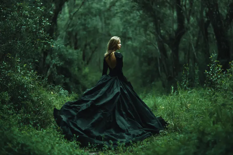 Что категорически нельзя делать на кладбище: объяснение эзотерика