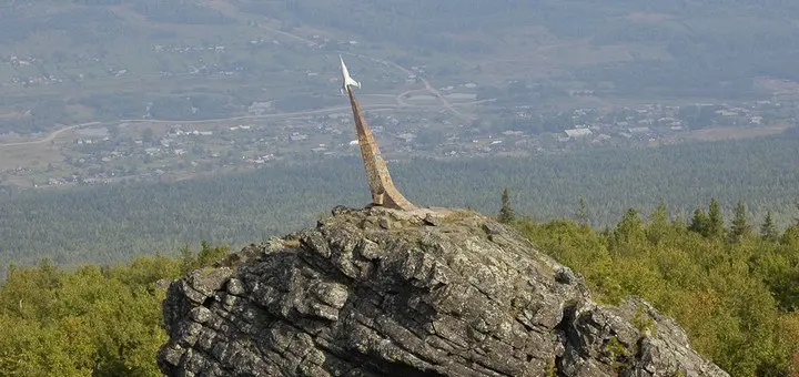 Космические монументы СССР: где еще стоят «ракеты» помимо Москвы