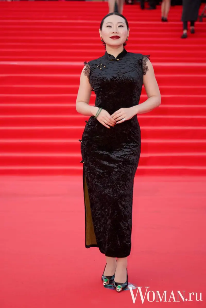 Звездный дебют: как прошла красная дорожка 48-го Московского кинофестиваля