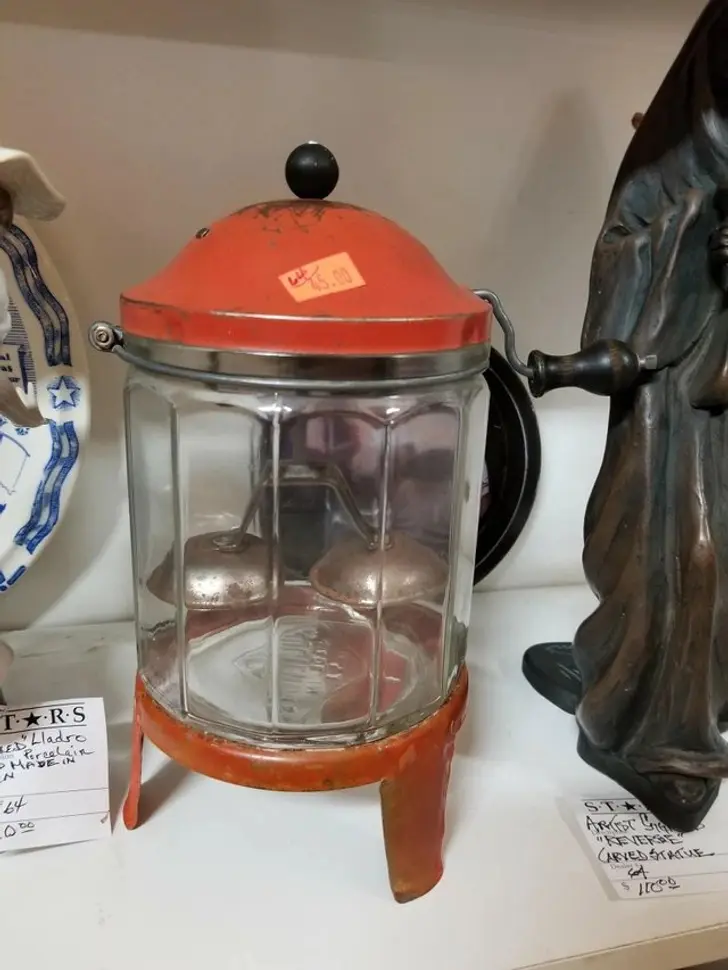 Странные вещи из прошлого: угадайте их назначение